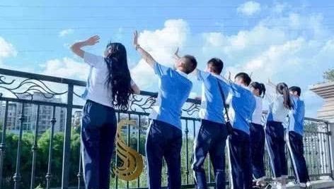 萌听小c姐|宁做鸡头不做凤尾?当高考结束之后才发现,原来是自己选错了