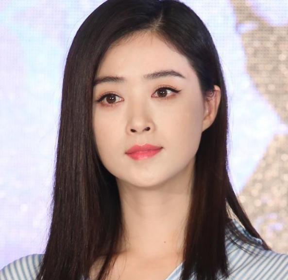 蒋欣|蒋欣终于减肥成功，撕掉“微胖”标签，坦言减肥没有那么难