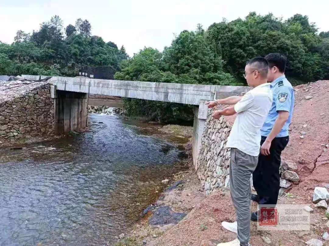 半岛晨报 顶风作案！男子因这事被抓