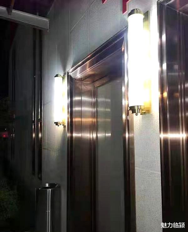 魅力临颍 临颍:南街村建的这个卫生间,很“豪华”,被网友戏称为五星级