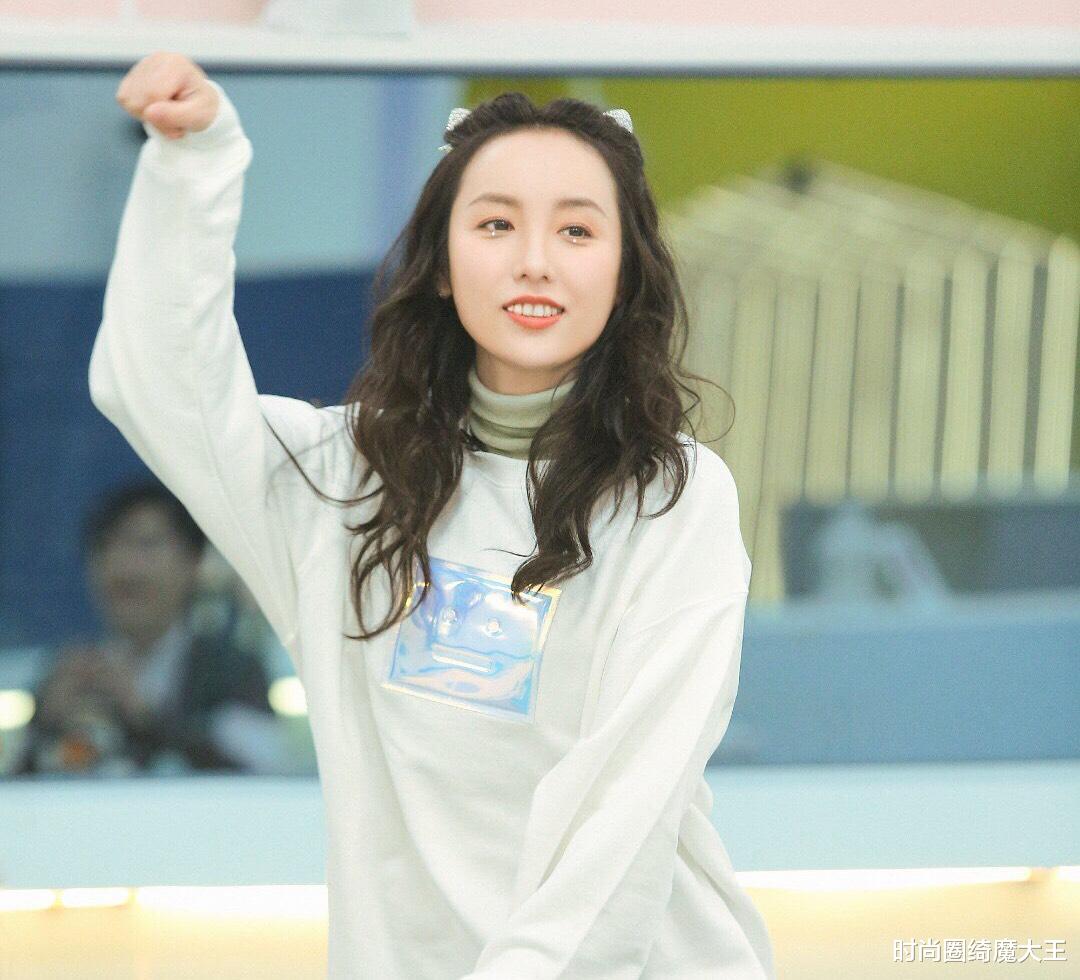 张柏芝|《浪姐2》一公排名，张柏芝划水却排第二吕一垫底，主妇程莉莎第三