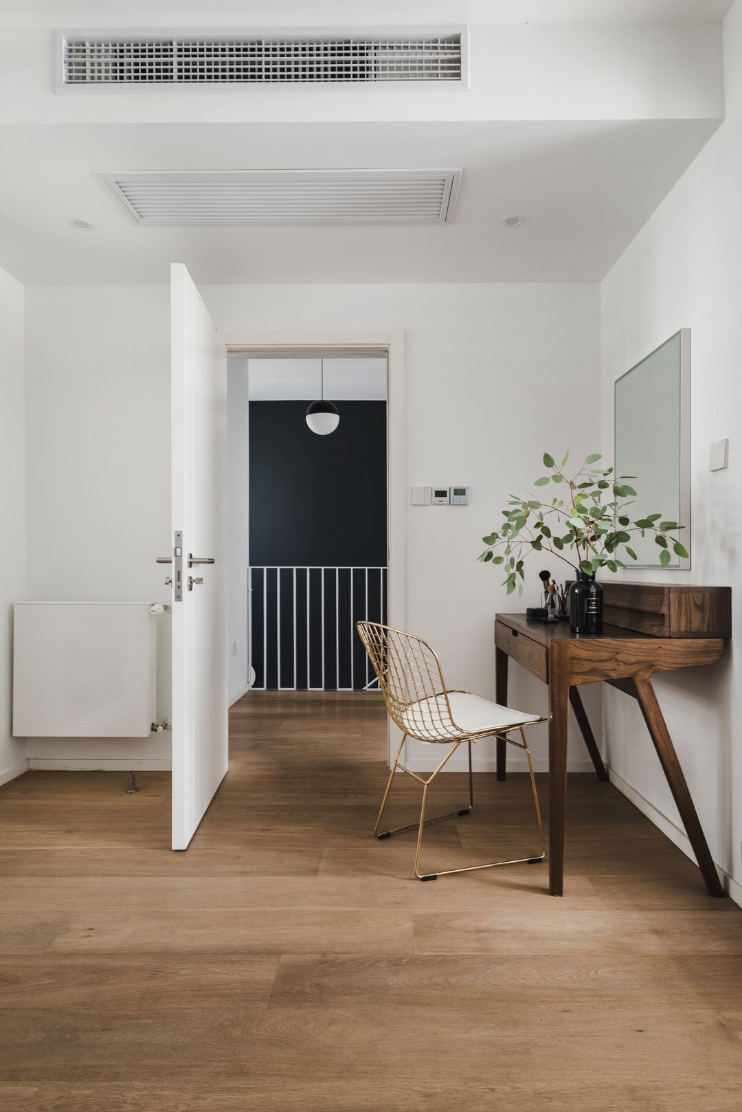 |130平方米的复式空间，多种风格齐聚一体，让生活更精彩