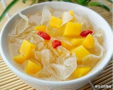 爱生活的陶哥|秋季长寿老人的秘诀：爱吃2米，2菜，2物，少生病！懂行人都在吃