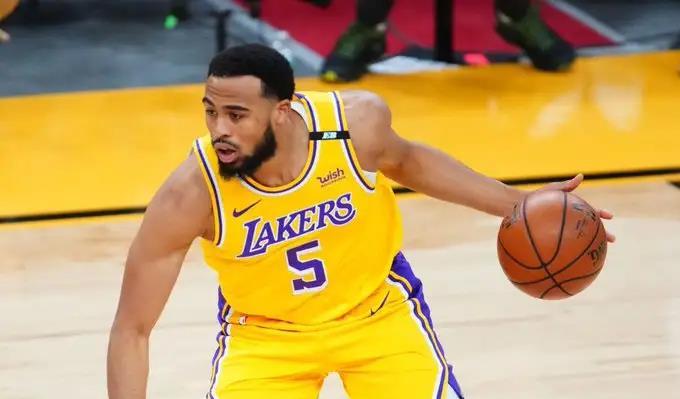 湖人隊|湖人在下一盤大棋，明知不可為而為之，必有原因，湖人重組成必然