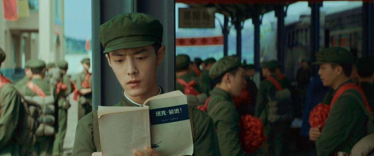 英雄岁月之王牌部队|《王牌部队》高开低走，观众喊话编剧：军旅剧的皮子，偶像剧的陷