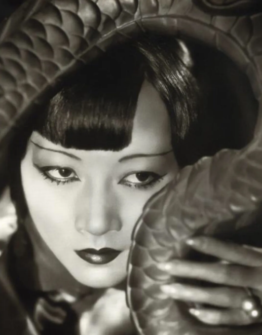 林心如|她是第一位在好莱坞星光大道留名的华裔女星，却遭到宋美龄封杀