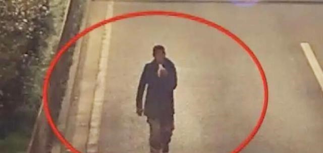 男子喝1斤白酒壮胆,凌晨徒手爬上6楼入室盗窃,偷两根香蕉被逮捕