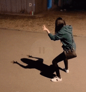 |“华为1996年的招聘广告，大家自己感受一下！”哇哈哈哈哈～