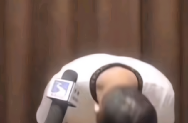 童书小窝|徽州宴遛狗女子丈夫深夜鞠躬致歉,门前网红堵塞交通多人退订酒席