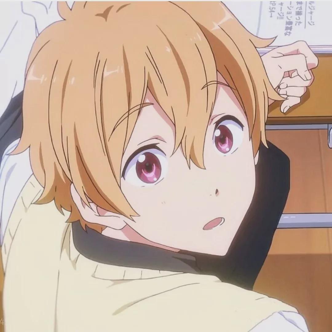 |动漫头像:落俗无可避免,浪漫至死不渝。