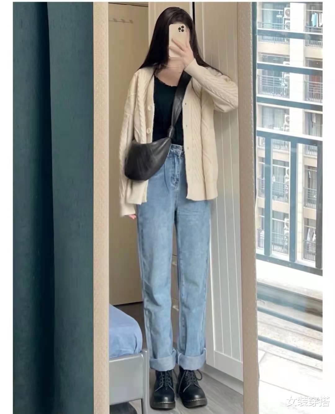 女装穿搭|秋天牛仔裤搭配什么样的上衣外套