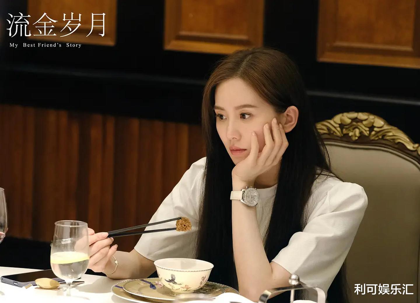 胡歌|胡歌发文解释选图争议，刘诗诗被骂无事业心，粉丝真是操碎了心