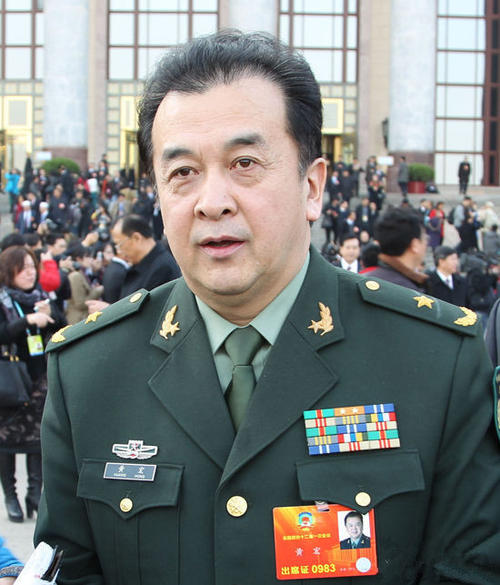 张嘉益|德艺双馨的老艺术家演员黄宏