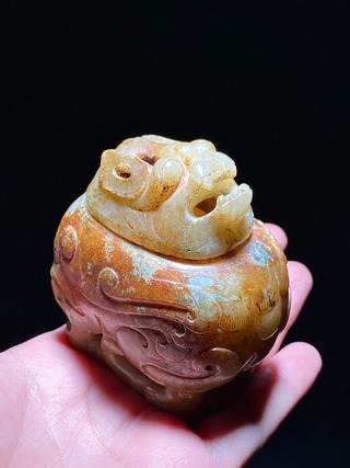 和田玉籽料|明以前 和田玉籽料受沁 瑞兽 香薰 摆件