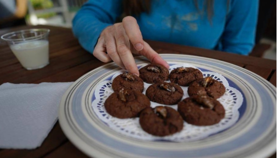 昆虫|埋藏17年后，数亿只蝉破土而出，美国人为何不怕蝉？