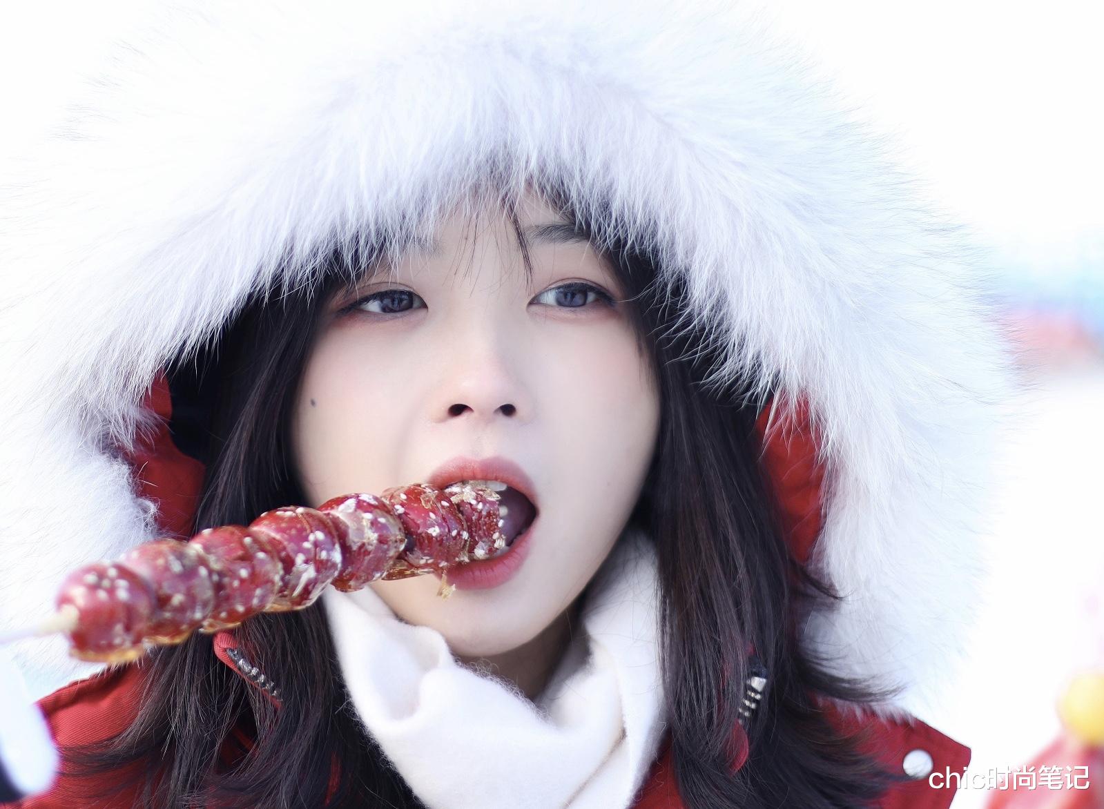 chic时尚笔记|央视女主播的穿搭指南，软萌可爱的新晋初恋脸王冰冰，你喜欢吗