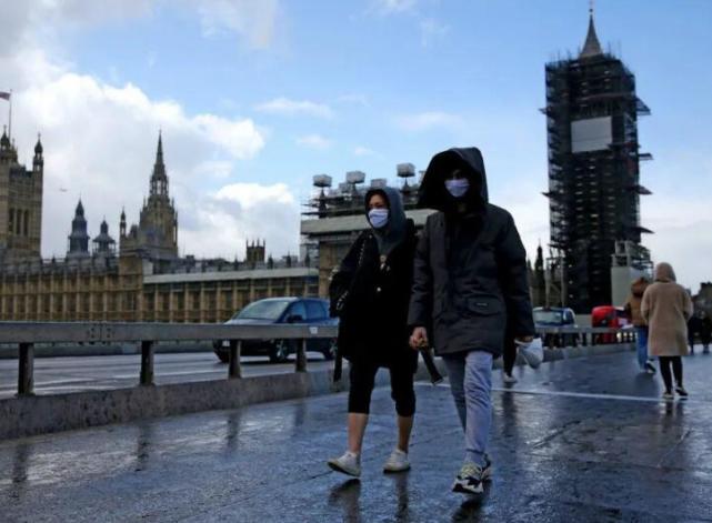 白鲸新视点 英国公布出国旅行国家分类名单，中国被特别针对，对澳却大开绿灯