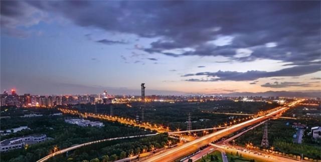 昕月蓝殇美 2021一季度GDP“十强城市”出炉，上海第一，武汉重回前十