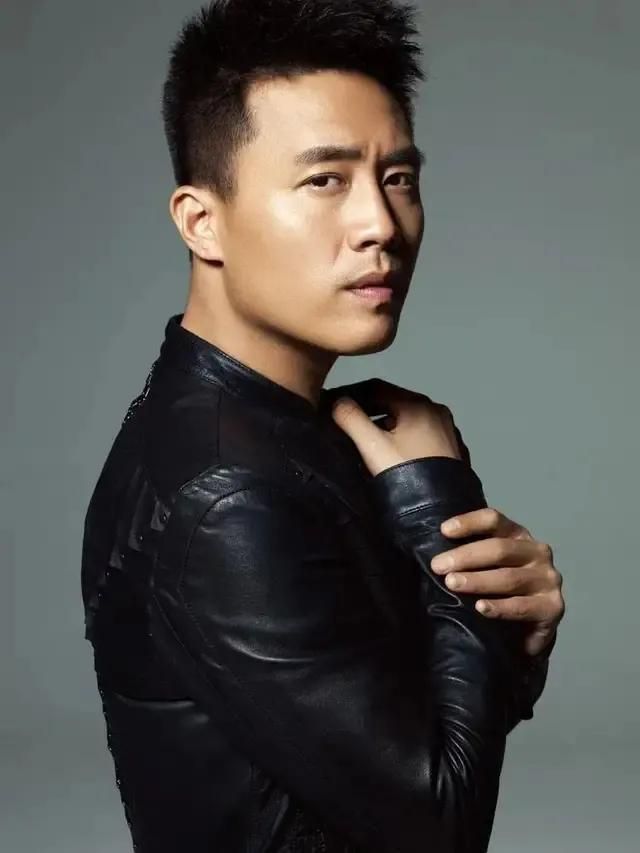 |张嘉倪和杜淳同居2年，却转身嫁给了王思聪好友买超，结局如何？