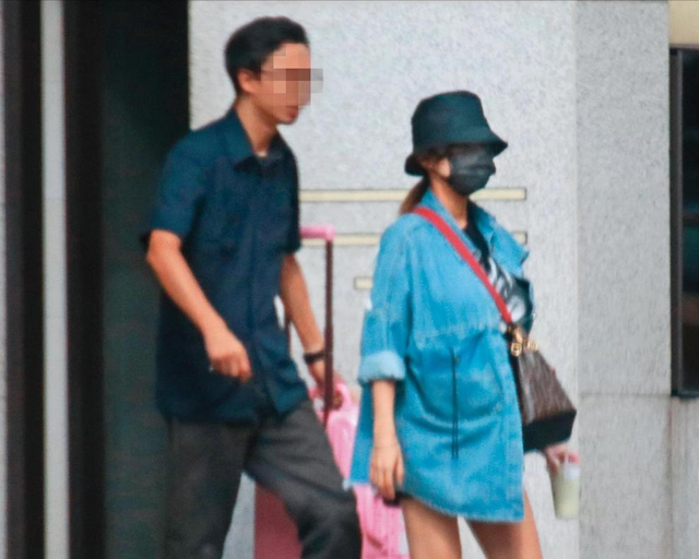 |女星遭出轨后苦撑养3娃！月入4600元无力还房贷，为赚钱被骗去陪酒