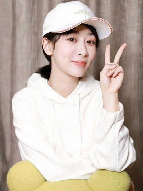 杨紫|杨紫与经纪公司解约，这部剧被调侃“最贵分手费”，粉丝纷纷叫好