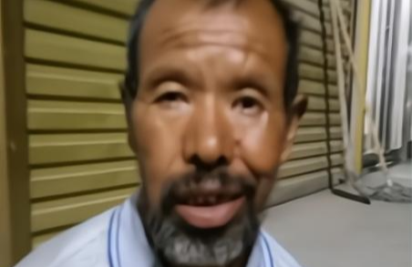 童书小窝|河南周口的甘肃老汉，投靠女儿不成流落街头：没有了爹娘哪还有家
