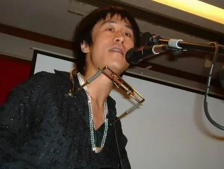 谭松韵|中国摇滚第一人现状，20岁专辑总销量700万，今52岁满头白发无人识