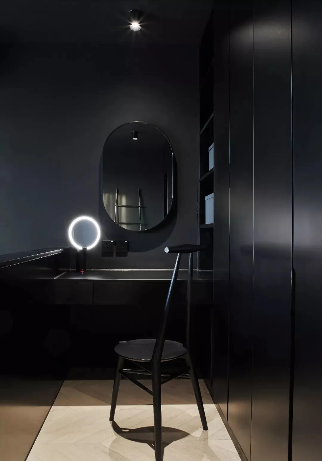 老年小妙招|爆改50㎡老破小,简约不简单,颜值、收纳、实用性秒翻3倍