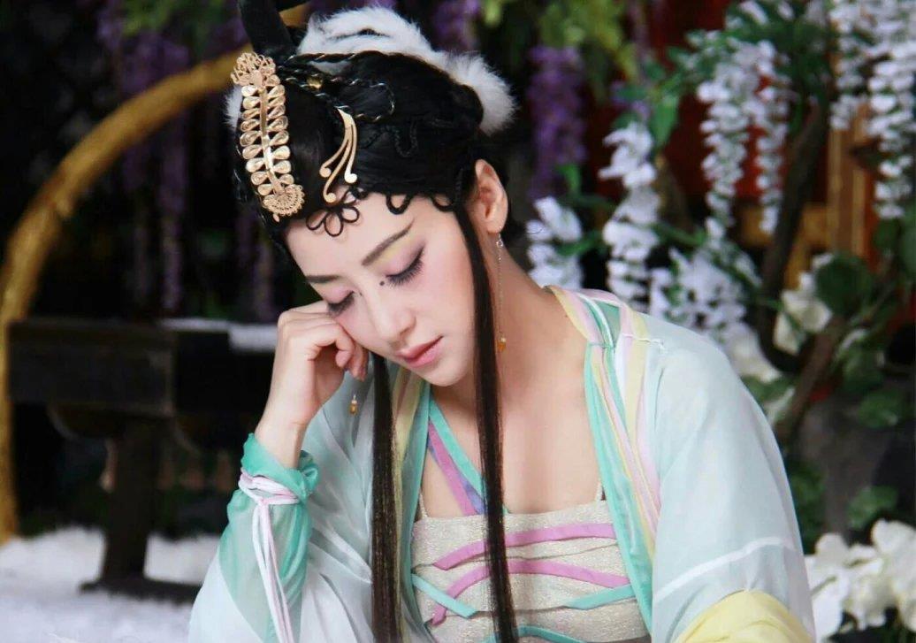 木木尔小倩|十几年前，她当女配角都能演出女一号的感觉了