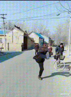 教练 “教练说他的学员，都是一次过，看到现场我信了！”哈哈哈