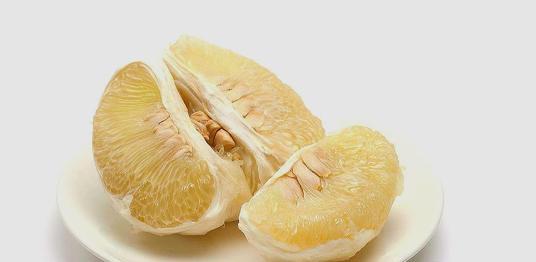 柚子|秋后吃柚子好处多，这4种人尽量少吃点，可别忽视