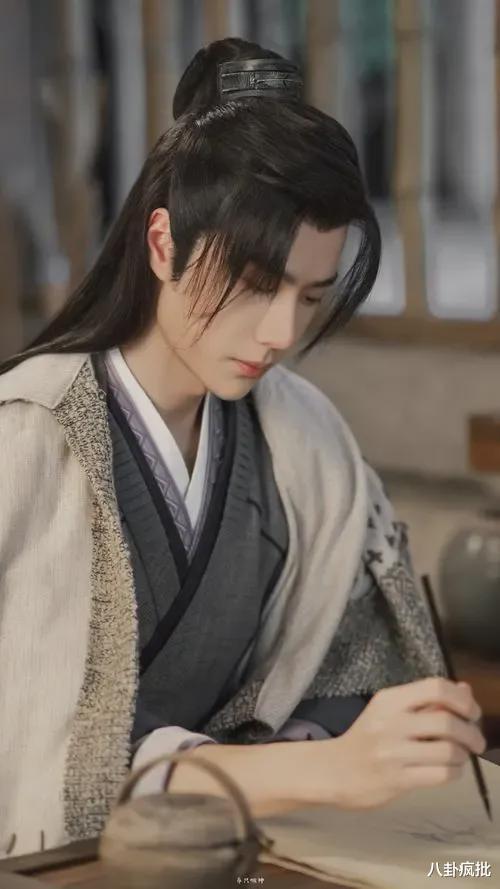 肖战|肖战、王一博、易烊千玺等退出爱豆圈？