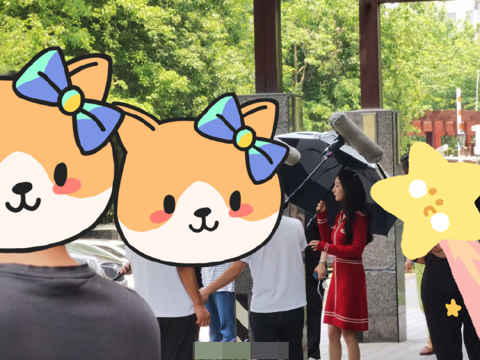 杨幂|杨幂身材好到什么程度？单看就3分美的红裙，硬是被她穿成了10分