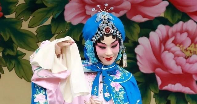 迟小秋|京剧名家江新蓉称赞迟小秋并未贬低他人，何必言语攻击一位老艺人