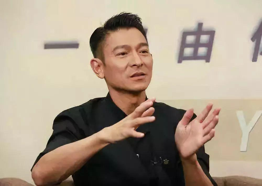 迟重瑞|5位婚后“发福”的巨星，周杰伦“放飞自我”，王力宏根本认不出