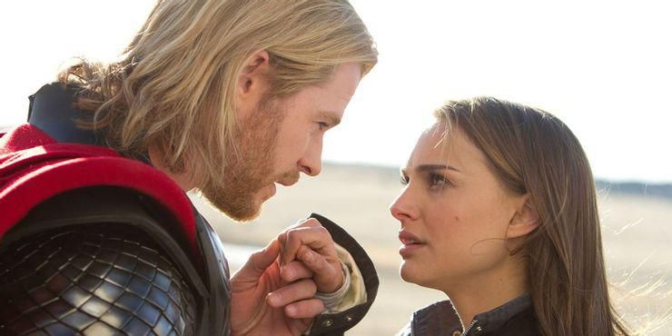 杨幂|简福斯特在《爱与雷霆》中如何成为强大的雷神? 或是一段悲伤的爱