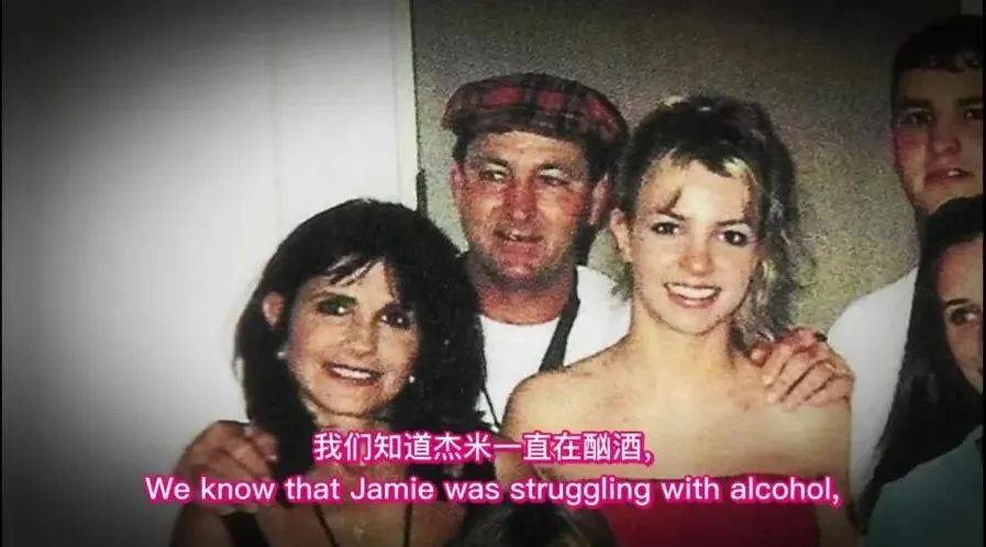 布兰妮·斯皮尔斯|顶流天后官宣订婚，堕落往事被扒：10岁起被渣男轮流“侵犯”