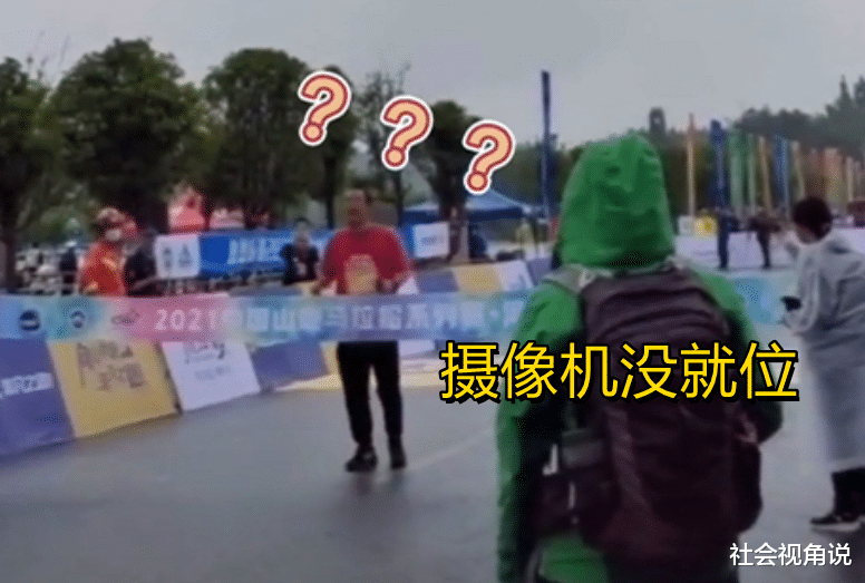 社会视角说 河南马拉松比赛因摄像没到位，冠军折返再撞线，成绩延迟10秒