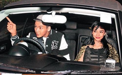 Angelababy|黄晓明直言，angelababy可以和任何男演员拍吻戏，只有他不可以