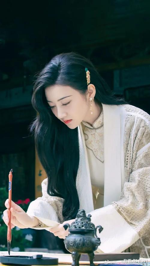 杨幂|她们曾经灵气四溢，如今荧幕上却见疲惫，这些年究竟经历了什么？