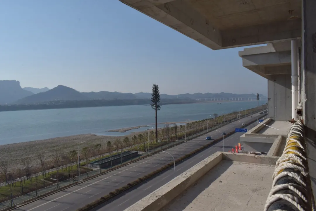 纪晓岚财经 伍家岗长江大桥合龙，这里将是下一个收割流量的桥头堡