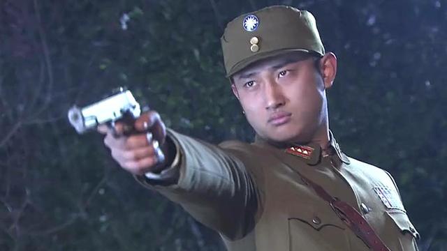 1953年四川一先进青年,因和妻子吵架暴露身份,曾杀害300名烈士