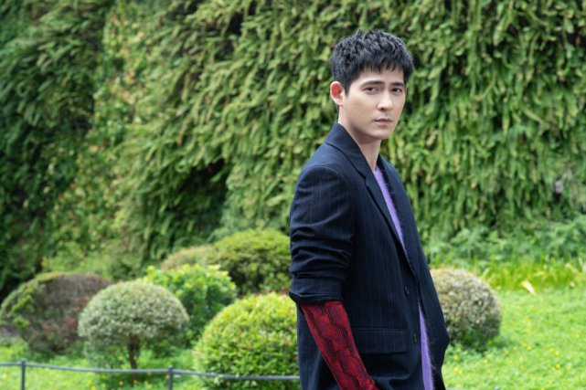 宁桓宇|周渝民结婚六年首谈夫妻恩爱细节，为专注照顾有性格缺陷的女儿已放弃生二胎