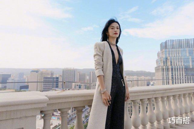 穿衣搭配|姚晨剪齐刘海气场全无？只要搭配不出错，轻松将御姐氛围拉满