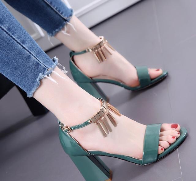 小九讲美业|优雅淑女的高跟鞋,超有气质还显腿长