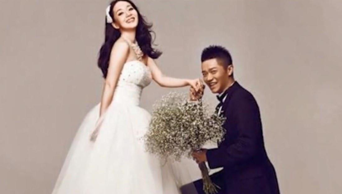 曾毅|凤凰传奇因薪酬不和？难怪22年来，一个身家过亿一个却债台高筑？