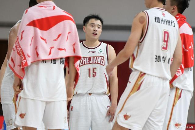 國青|胡明軒那屆國青都出了什么人？內線范子銘杜潤旺丘天，胡明軒王奕博做湯杰替補