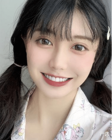 严选|李佳琦力荐的“美白牙膏”火了，网友：我用1年了，黄牙变白