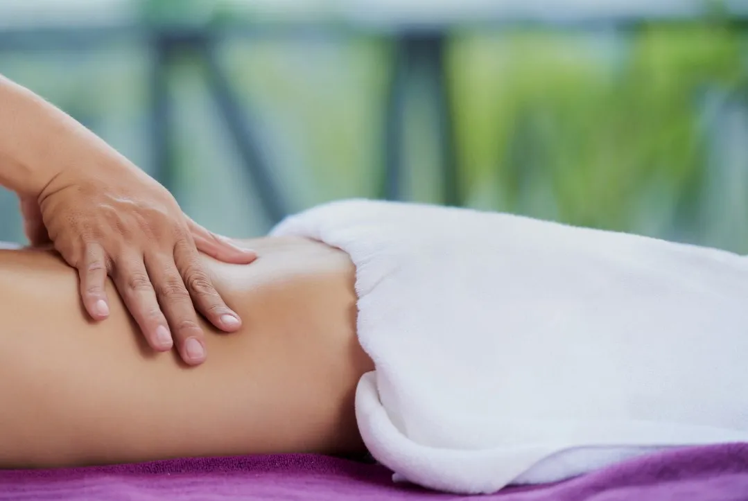 忤合 腹部有一穴位专调妇科病，为女性而生！