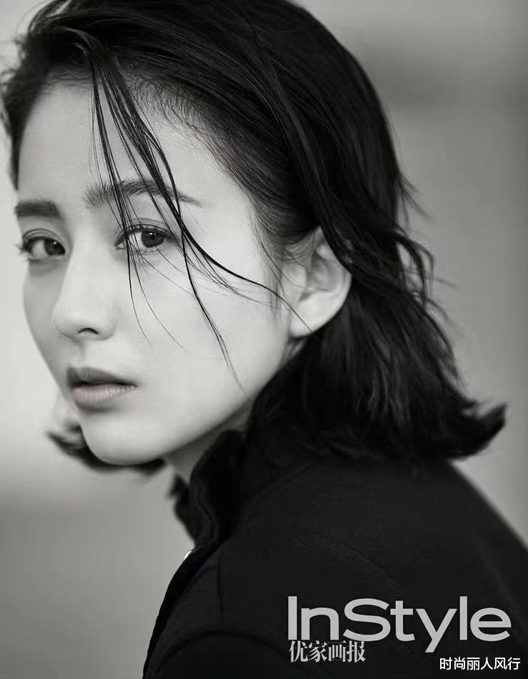 沙丘虫暴|佟丽娅最新大片风格大变！穿西装变职场女强人，终于不再傻白甜